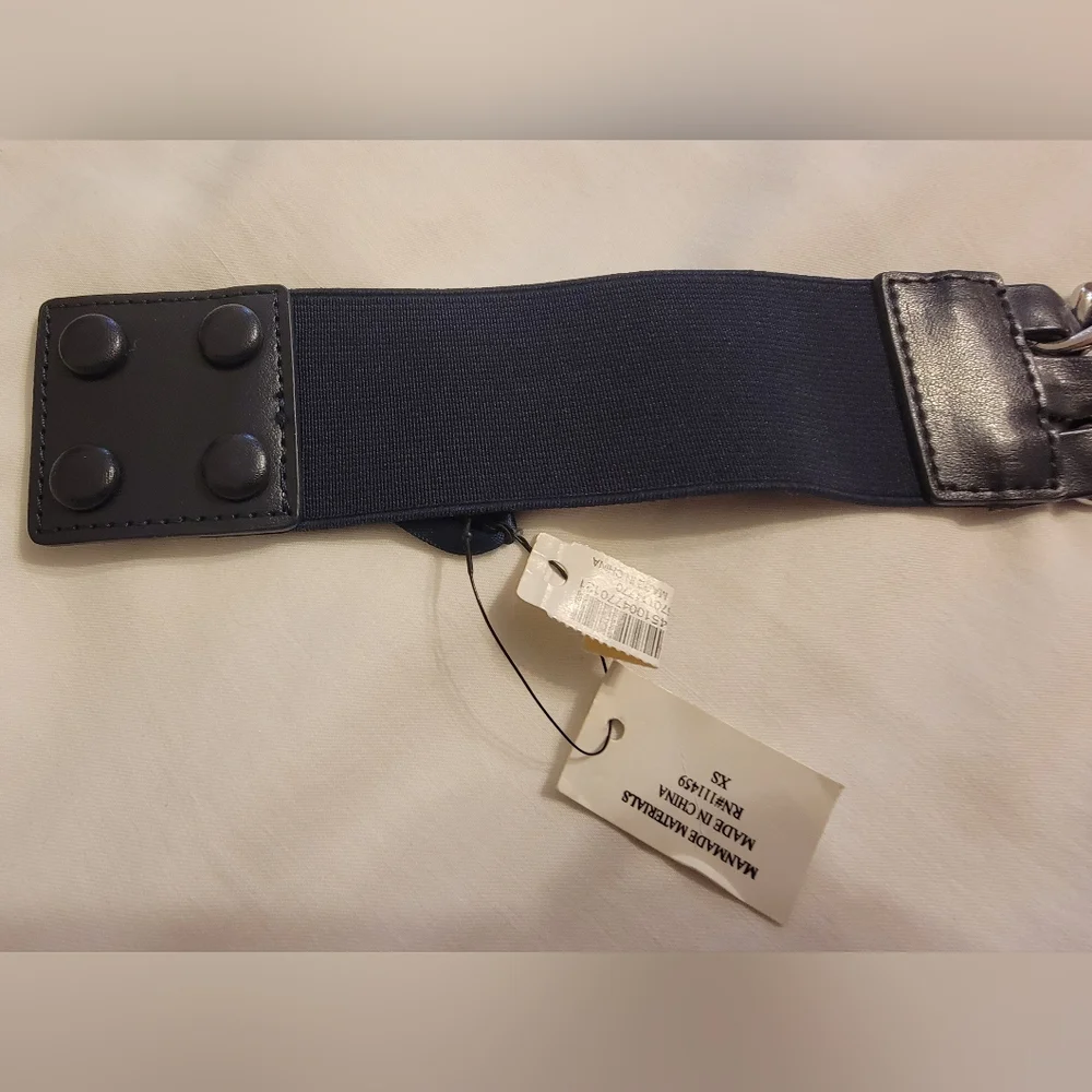 White House Black Market Navy Blue and Silver Chain Belt - Picture 2 of 4